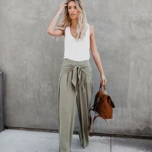 Walk The Walk Tie Pants Olive M Vici Entro